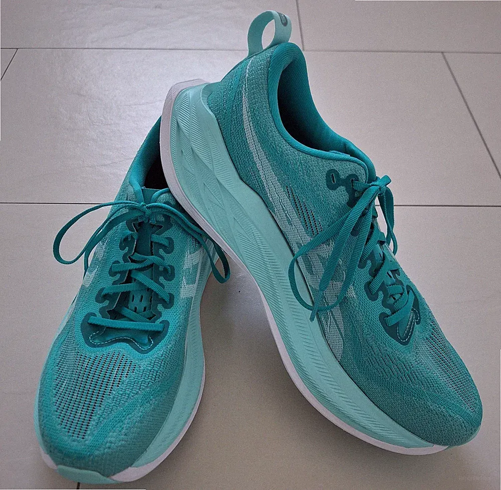 ASICS-Superblast 2-Running-Laufschuhe-Damen-Gr.44,0-türkis-Unisex-TOP-Zustand