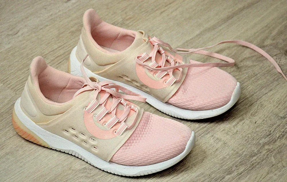 ASICS T880N Damen Laufschuhe 40 - 8,5 Gel-kenun Lyte Road Running Shoe Pink