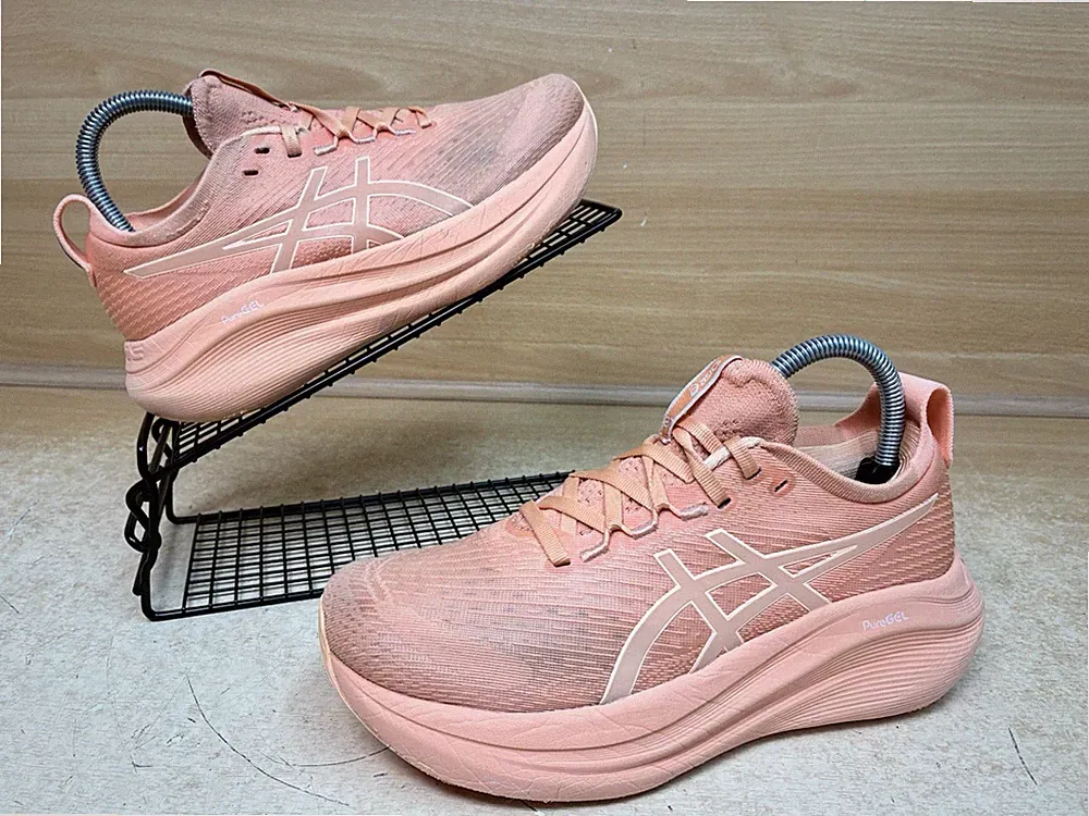 Asics Turnschuhe Damen UK 5 Gel Nimbus 27 Lite Show PureGel Straßenlaufschuhe