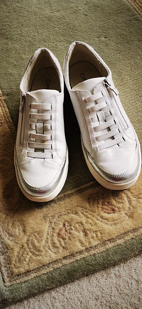 bequeme edle chice SNEAKER Leder Laufschuhe weiss CAPRICE Gr .39 Gr. 6