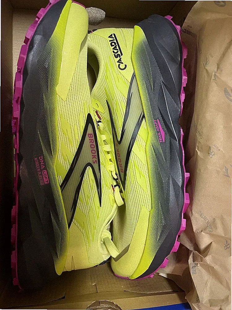 Brooks Cascadia 19 43 women US 11