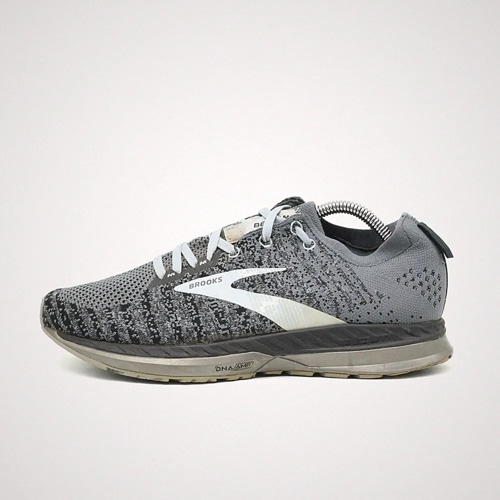 Brooks Damen 1202971B004 Sportschuhe Grau Mesh Niedrig AMP Laufschuhe EU 40.5
