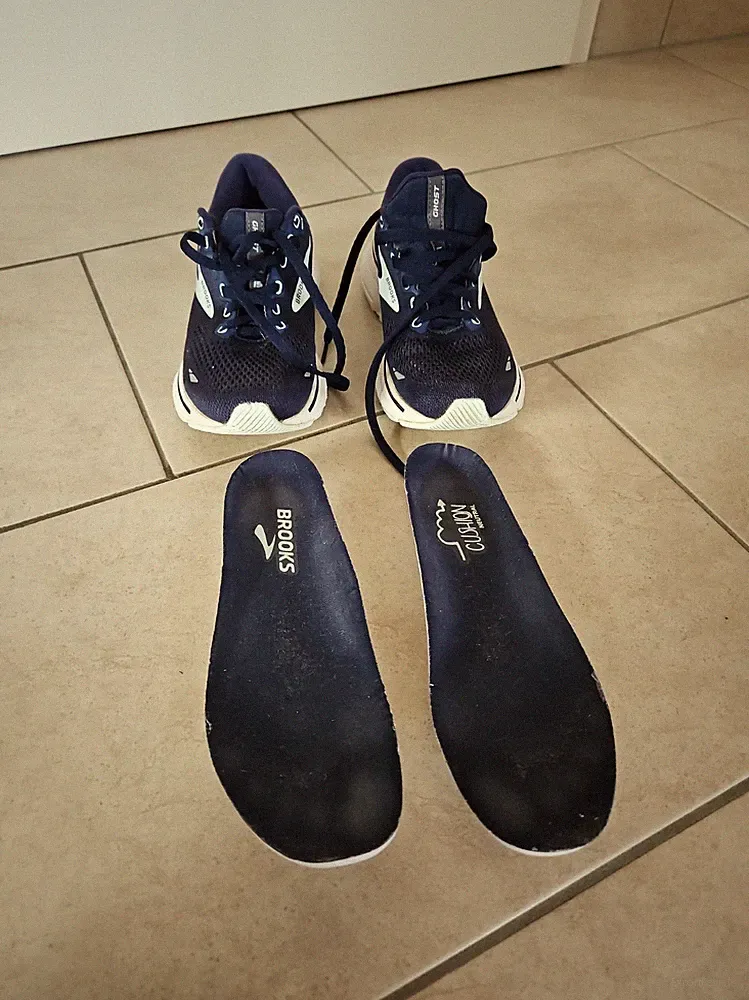 laufschuhe damen brooks