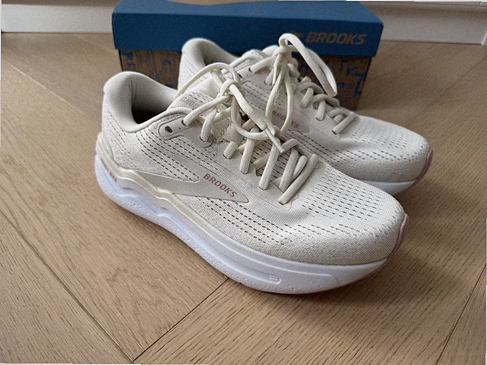 Brooks Damen Laufschuhe Ghost Max 2 | 38,5 | neutral | neu | NP: €160
