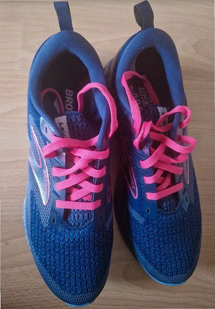 ☆ Brooks ☆ Damen Laufschuhe Levitate GTS 6 blau-pink Gr. 42 / 10 US Neuwertig!!