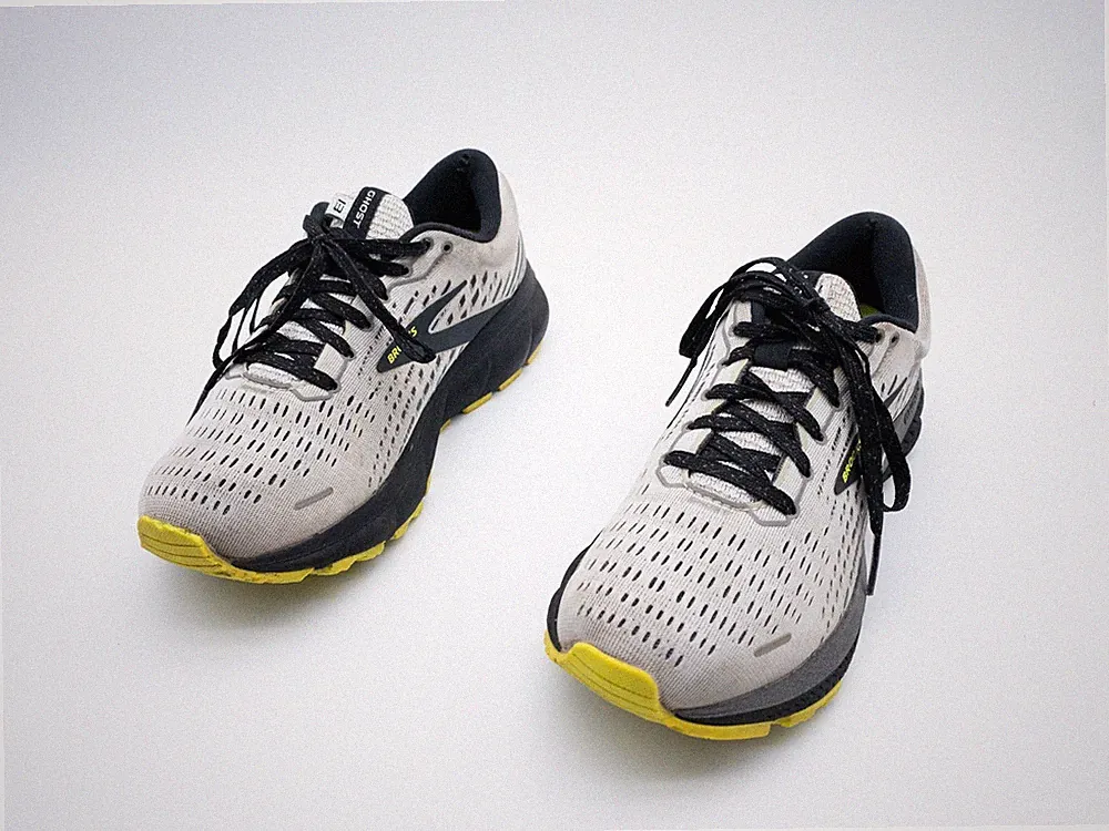 BROOKS Ghost 13 Damen Laufschuh Sportschuh Turnschuh Gr 38 EU Art 22654-100