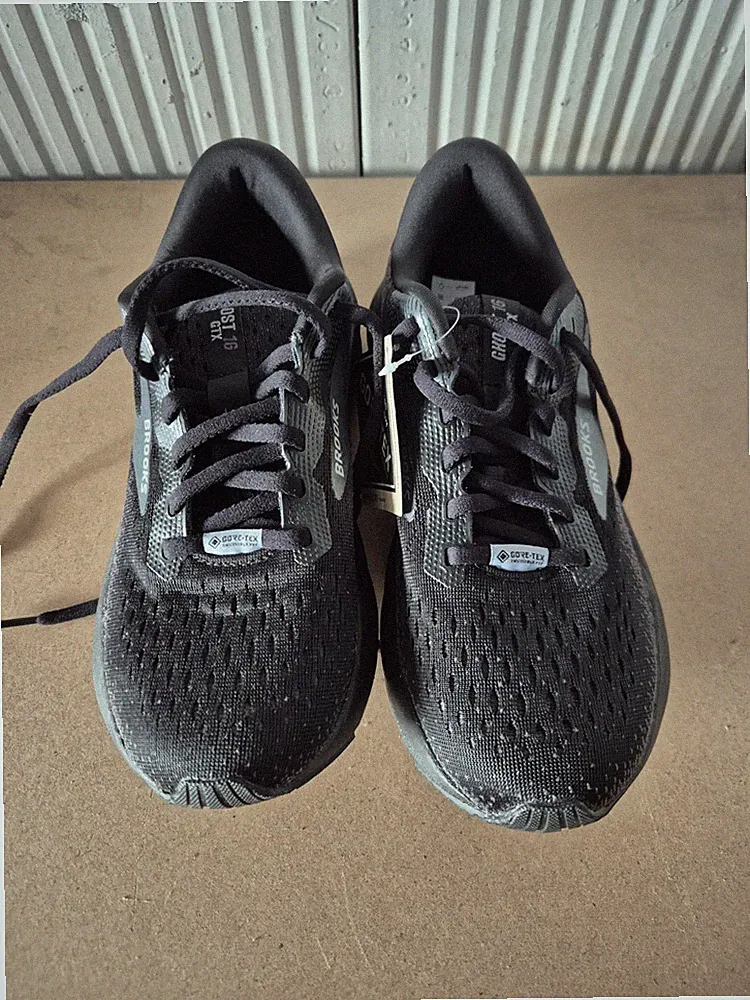 Brooks Ghost 16 GTX Damen Laufschuhe, Größe 38, schwarz