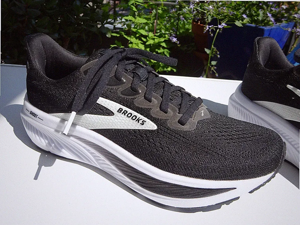 BROOKS GHOST 17 Damen Laufschuhe Schuhe Sneaker TextilGr.39(UK6 B) Normal Neu