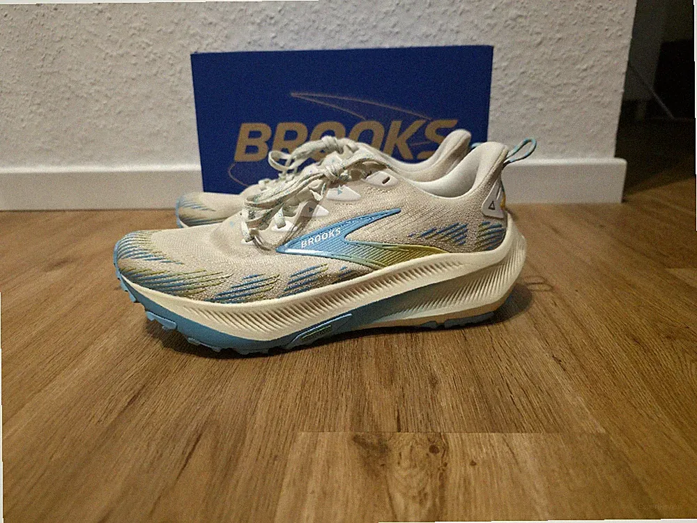BROOKS · Ghost Trail · Laufschuhe Trail Running · Gr. 42 / Medium