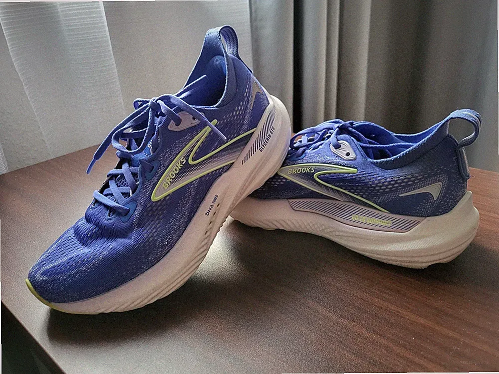 Brooks Glycerin 22 GTS Damen Laufschuhe Gr. 39 Blau