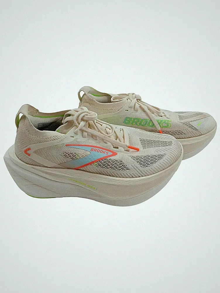 Brooks Hyperion Max Laufschuhe Sportschuhe Damen 37, 5 Creme