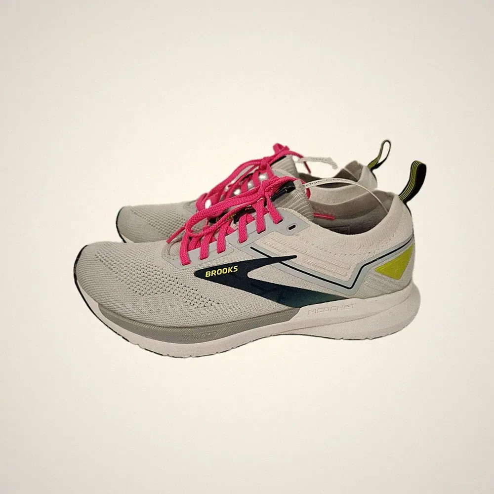 Brooks Laufschuhe Damen Größe 40 Farbe Grau