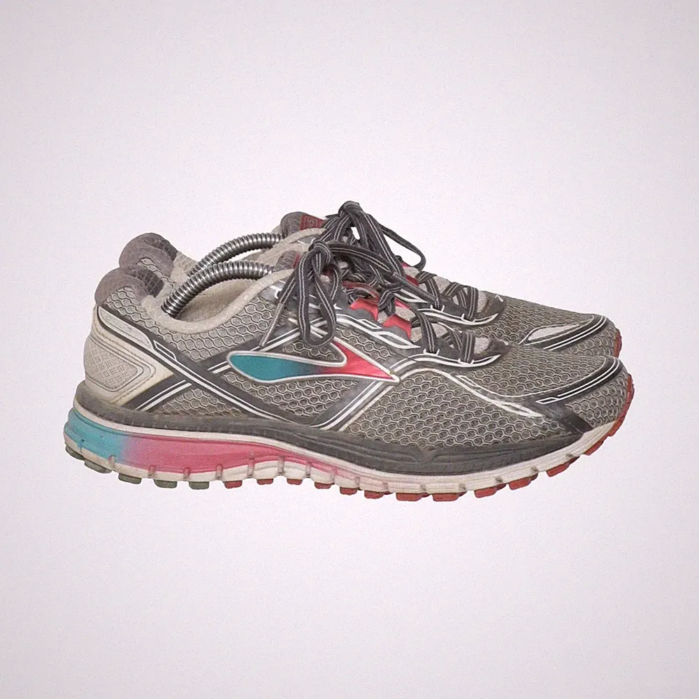 Brooks, Laufschuhe, Größe: 38, model: ghost, Grau/Mehrfarbig, Damen #1zo