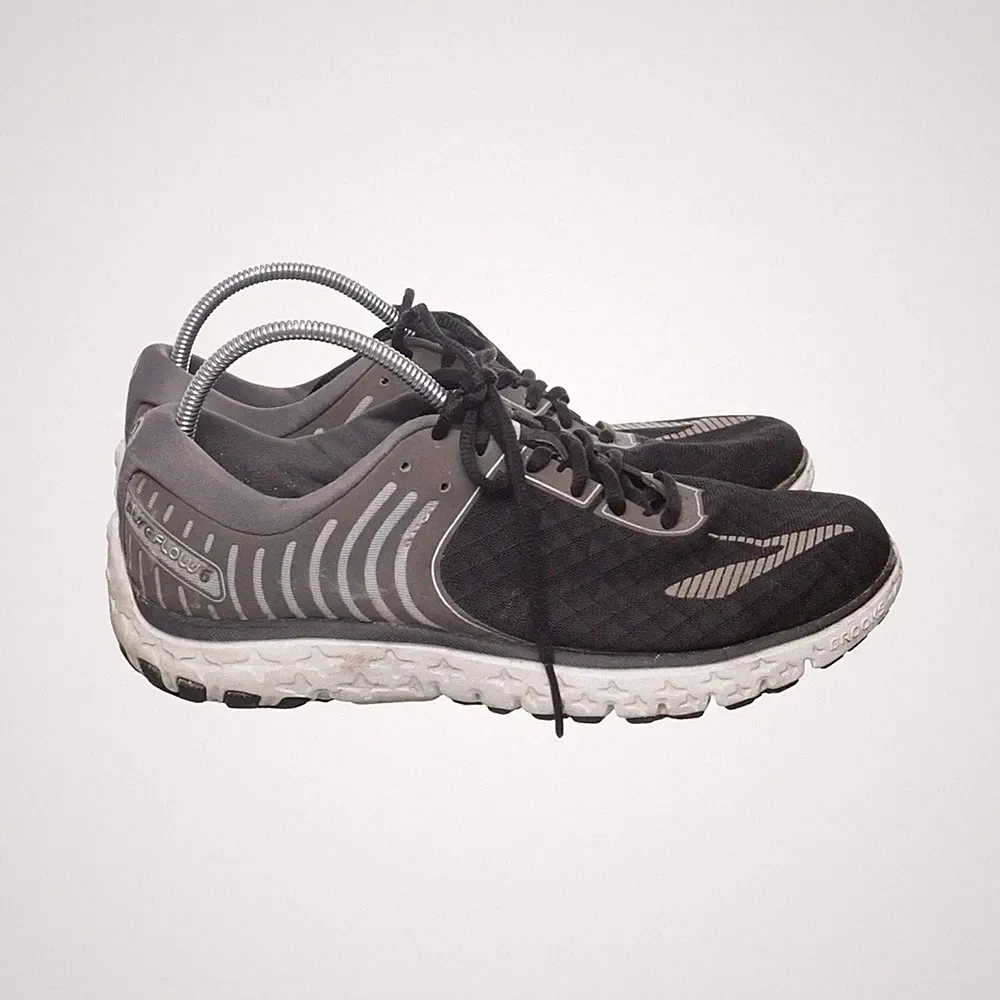 Brooks, Laufschuhe, Größe: 42, model: pureflow 6, Schwarz/Grau, Damen #g4t