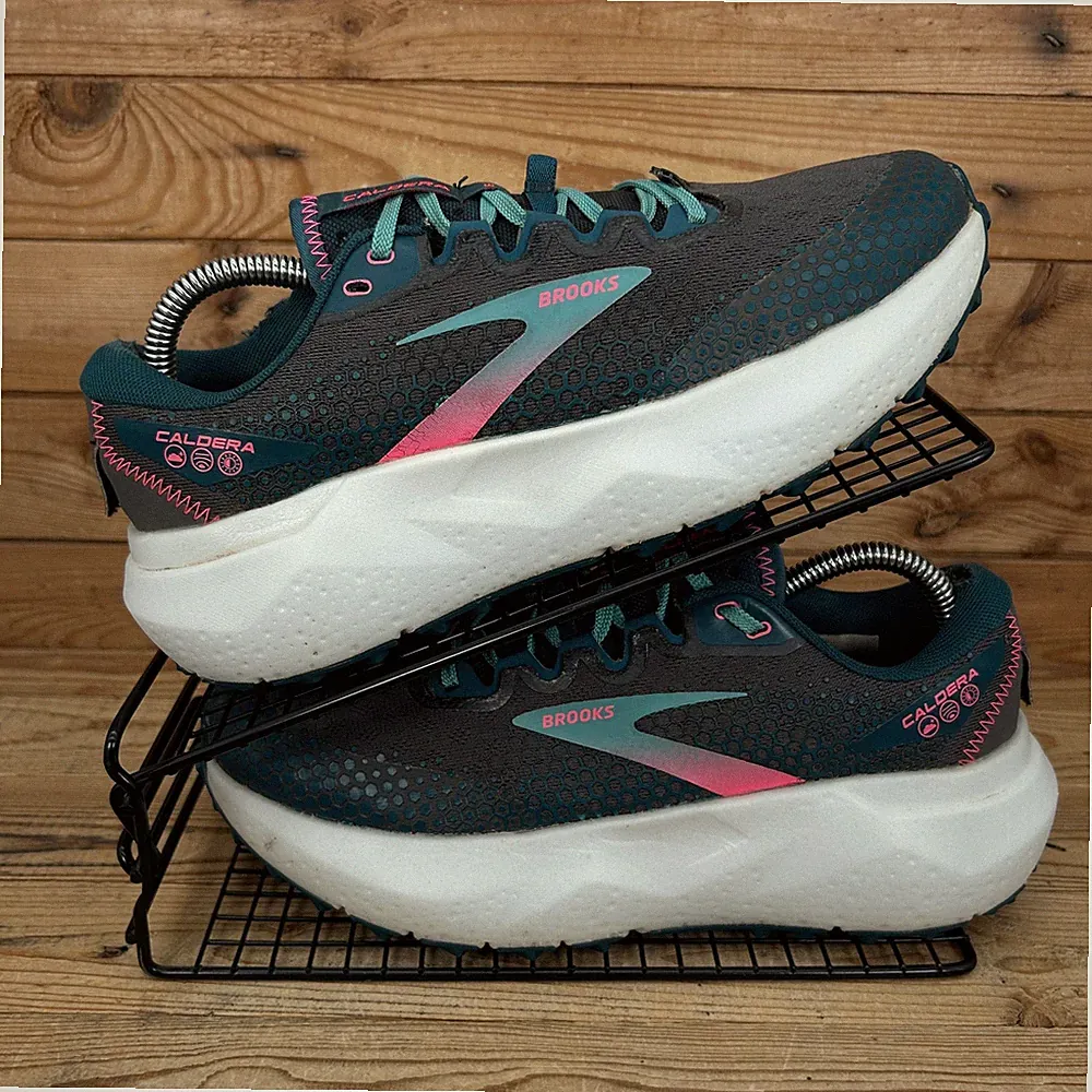 Brooks Turnschuhe Damen Größe UK 7,5 Caldera 6 blau pink Trailrunningschuhe