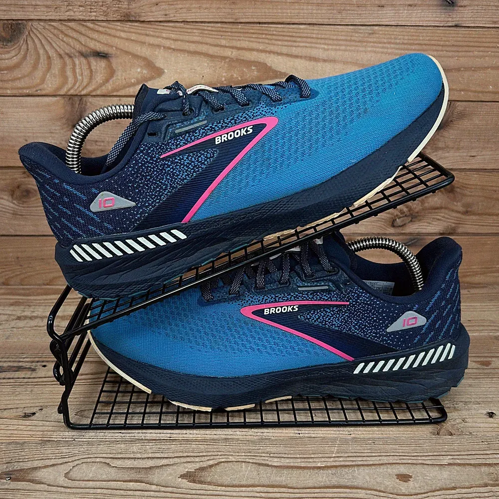 Brooks Turnschuhe Damen Größe UK 7,5 Launch GTS 10 blau pink Straßenlaufschuhe