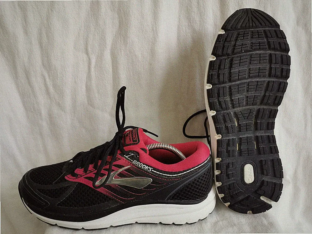 Brooks W Addiction 13 Laufschuhe EU 42,5 US 10,5 Sneaker schwarz 1202531B070