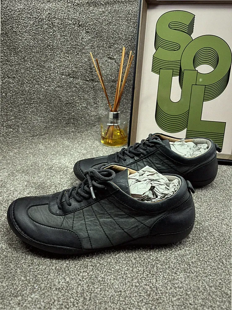 Clarks Sneaker Autumn Garden Damen 5,5 flache Schuhe schwarz Leder gepolstert Retro "