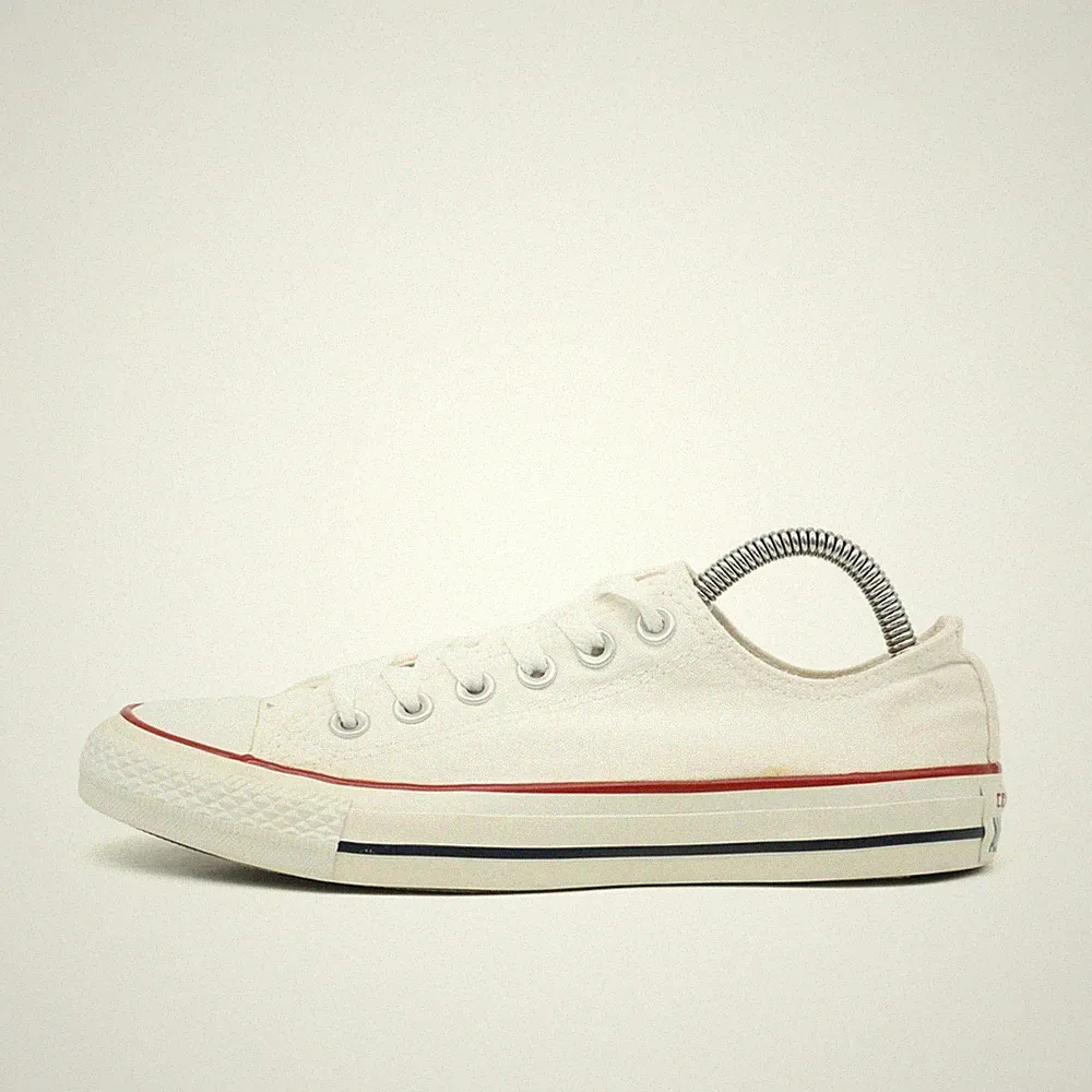 Converse Damen Chuck Taylor All Star Low Atmungsaktiv, Kultklassiker EU 37.5
