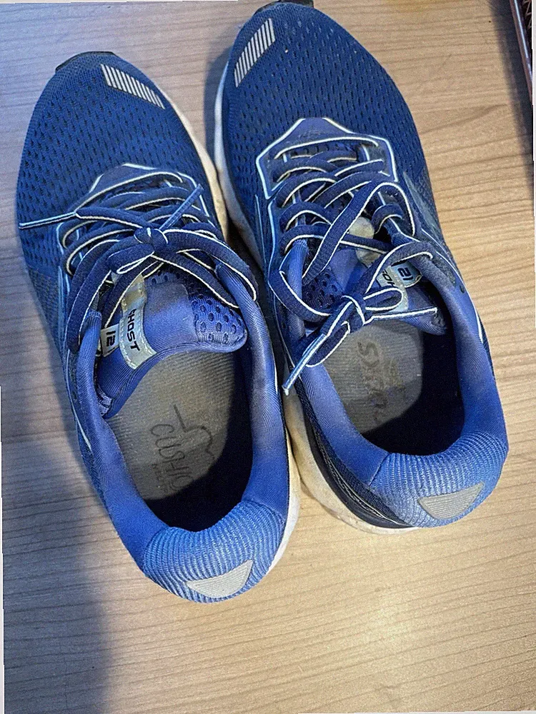 Damen Brooks Laufschuhe Sportschuhe gebraucht Größe 39