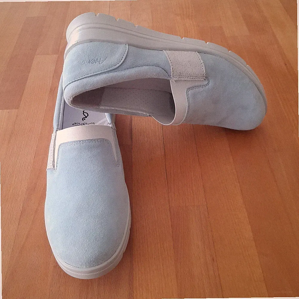 Damen Halbschuhe Slipper, Sneaker von AVENA Gr. 42 hellblau NEU