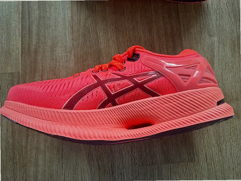 Damen Laufschuhe Asics MetaRide Größe EU 39, sunrise red