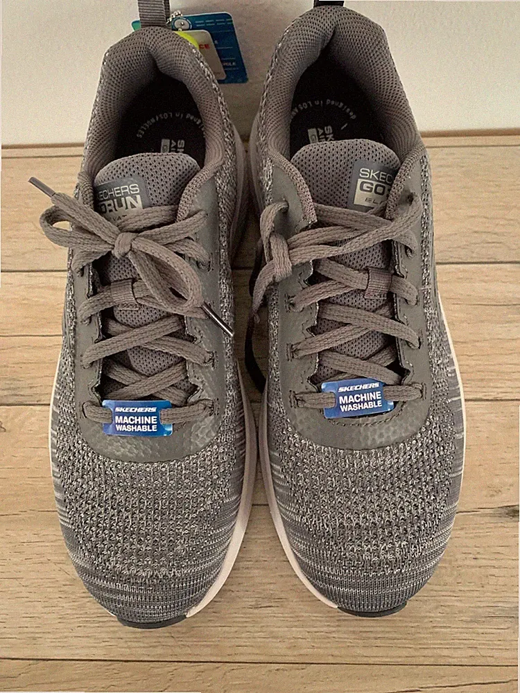 Damen Laufschuhe - Gr. 38 / SKECHERS GORUN ULTRA GO