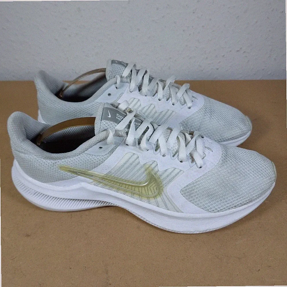 Damen Nike Downshifter 11 Running Trainingsschuhe Gr. 5,5 Schuhe Sneaker Gebraucht