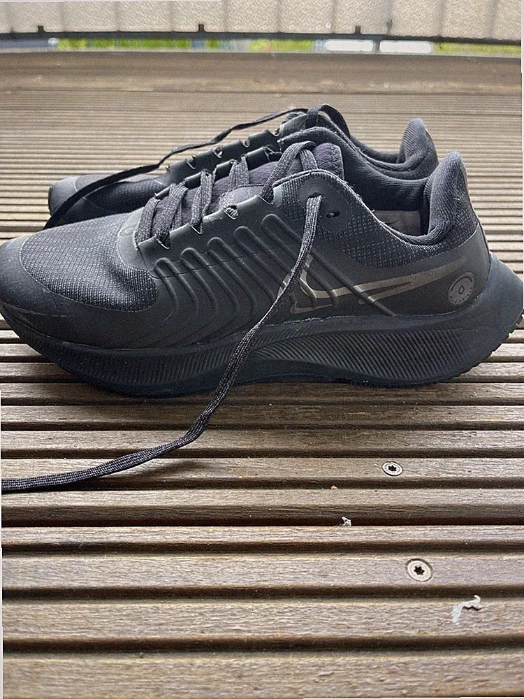 DC4074-002 Nike Air Zoom Pegasus 38 Shield Damen-Laufschuhe Sport Schwarz gr.39