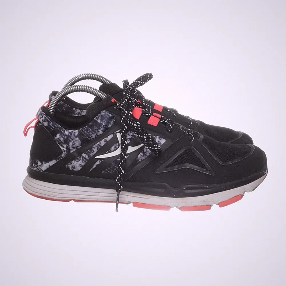 Decathlon, Laufschuhe, Größe: 39, Schwarz/Rot/Weiß, Damen #D3I