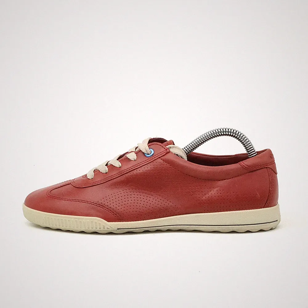 ECCO Damen Klassisch Minimalistisch Sneaker Rot Komfort-Fußbett Comfort EU 37