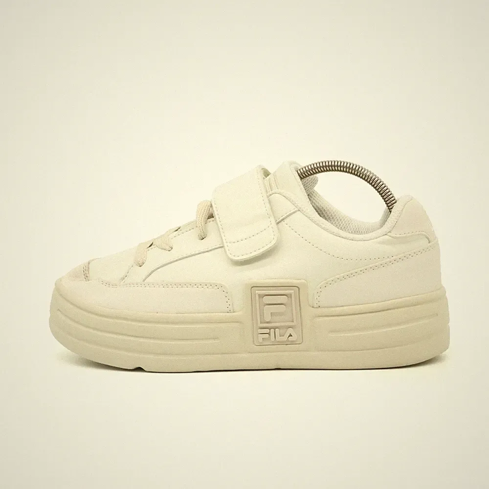 Fila Damen 1TM01375D-920 Laufschuh weiß Leder Niedrig Retro Sneaker EU 37,5