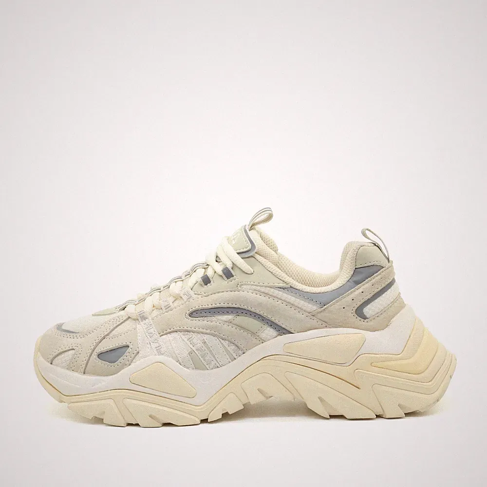 Fila Damen 3RM02132-101 Sneaker Cremeweiß Chunky-Sohle, Atmungsaktiv EU 38,5