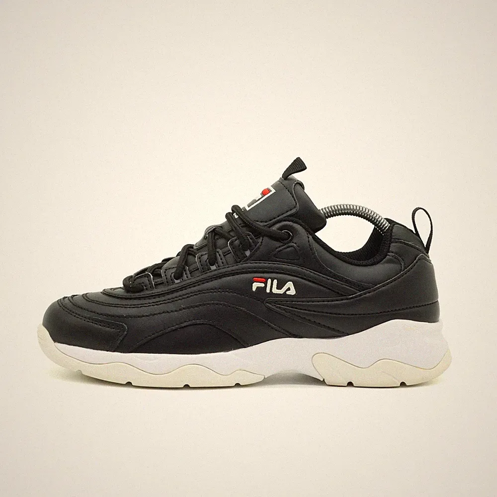 Fila Damen M00783-014 Sneaker Schwarz Leder, Synthetik Chunky Sohle EU 39