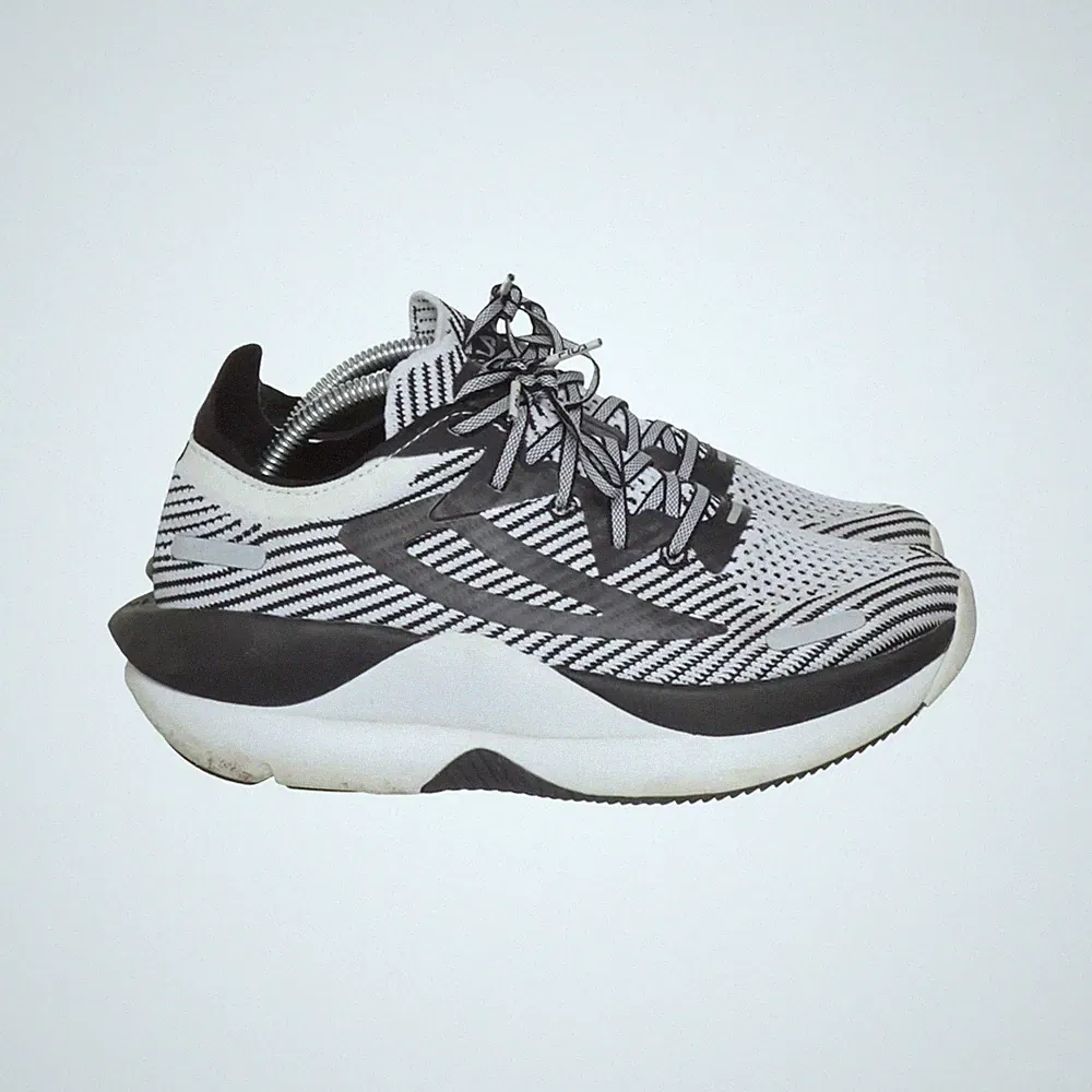 Fila, Laufschuhe, Größe: 38, model: shocket run wmn, Schwarz/Weiß, Damen #VUB