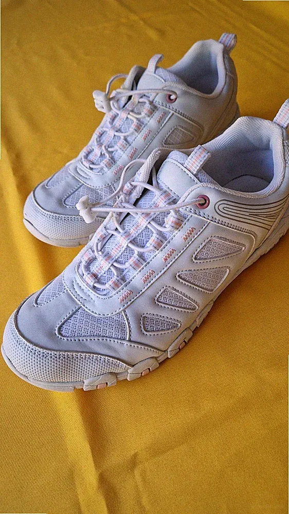 Freizeit-, Lauf-, Sportschuhe. Gr. 39-40