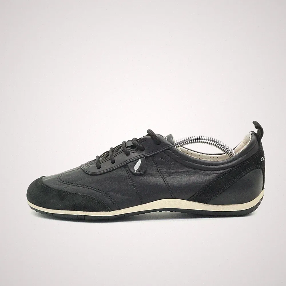 laufschuhe damen schwarz