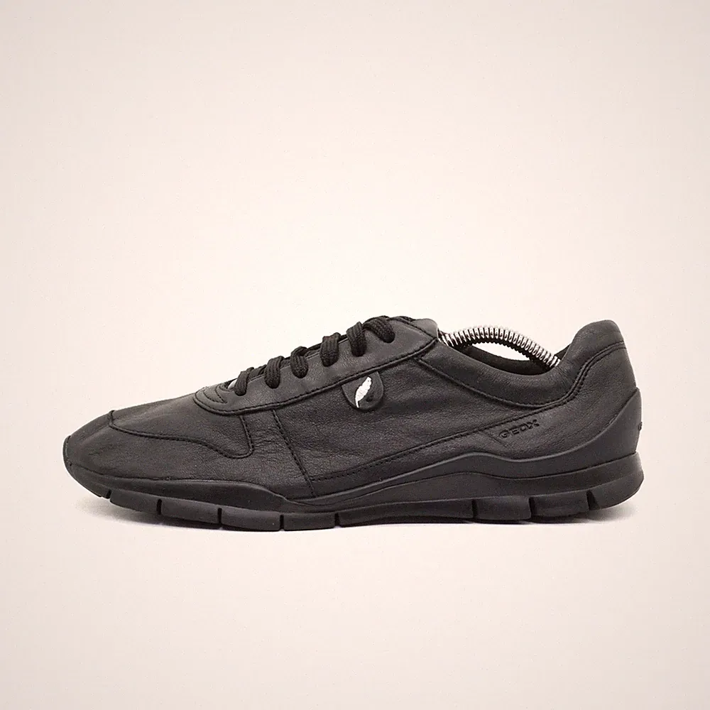 Geox Damen D52F2A Schuhe Schwarz Leder Low-Top Respira Sneaker EU 40