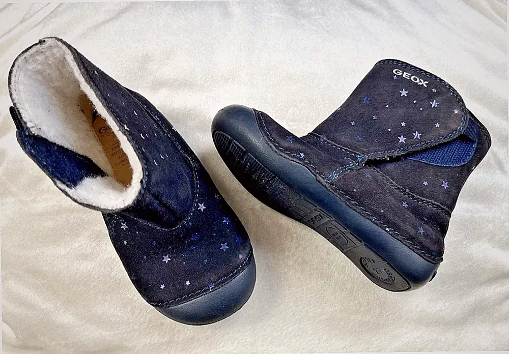 GEOX Respira Tutim Lauflernschuhe Winterschuhe Stiefel Gr. 21 Sterne Gefüttert