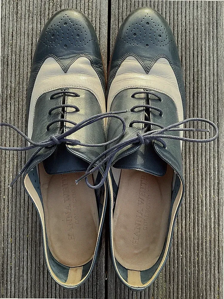 Halbschuh Damen 41 Hanna White Leder Blau Cremefarben Schnürung Lochmuster Flach