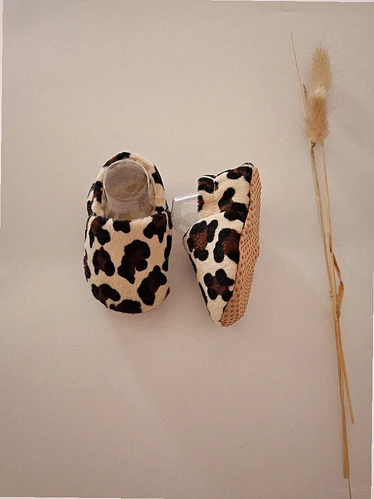 Hausschuhe | Krabbelschuhe|Barfußschuhe | Lauflernschuhe | Wollschuhe leo