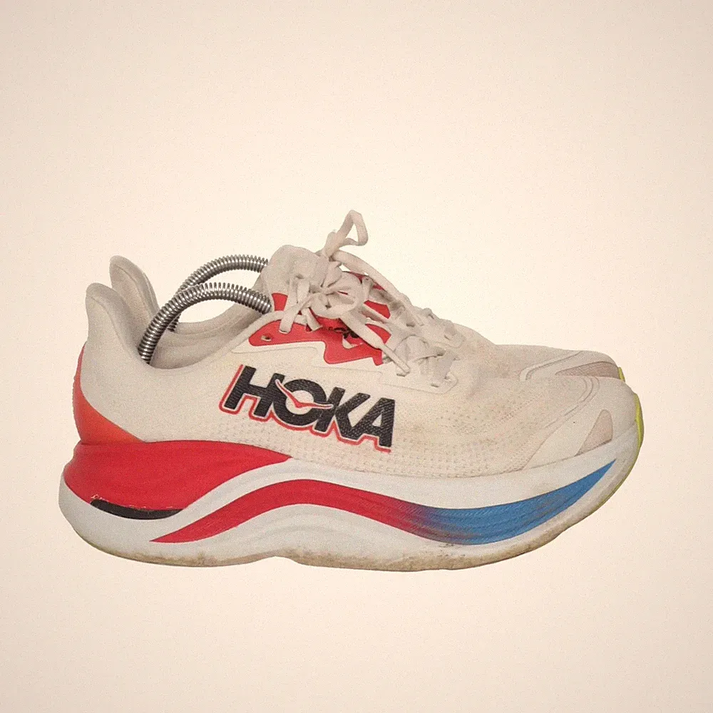 Hoka, Laufschuhe, Größe: 43 2/3, Weiß/Rot/Blau, Unisex (Erwachsene) #vTb