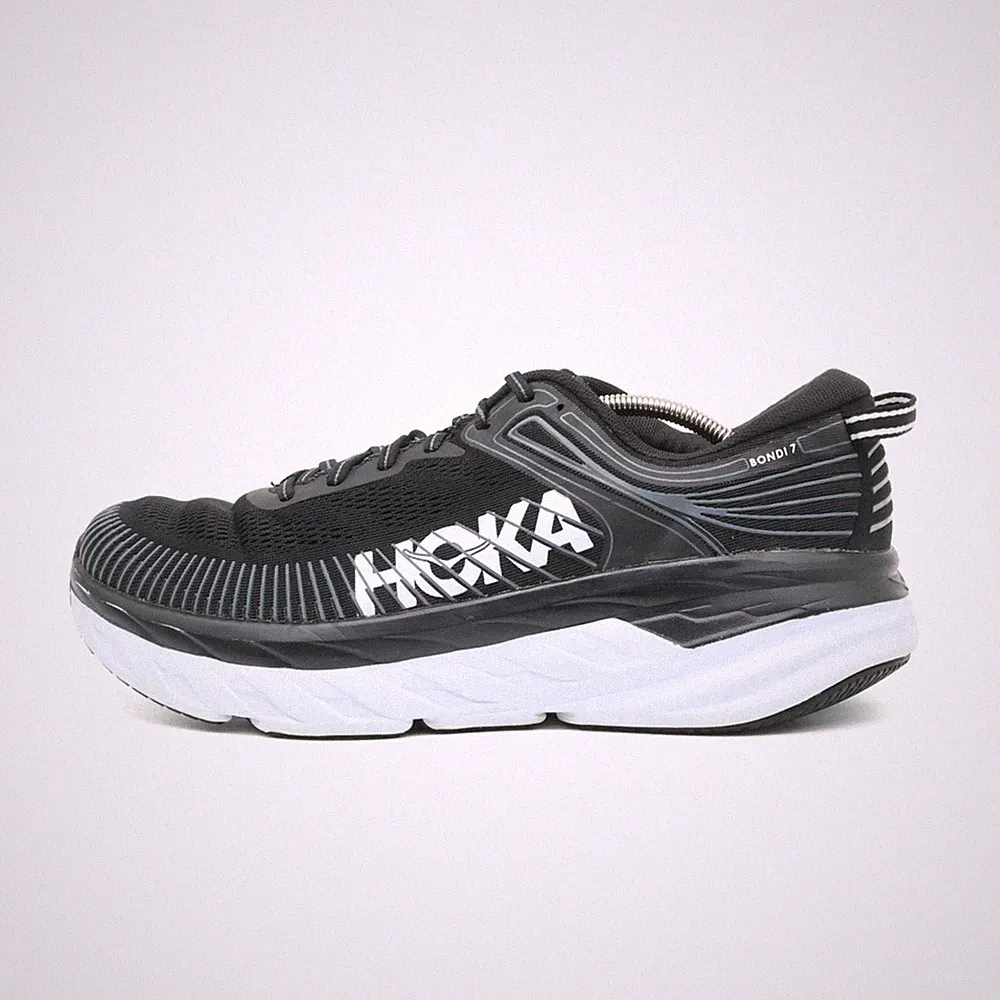 Hoka One Damen Bondi 7 Sportschuh EU 43 1/3 Schwarz Weiß 1110519 BWHT Dämpfung
