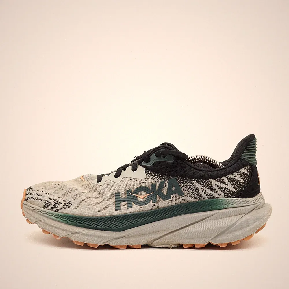 Hoka One Damen Challenger ATR 7 Sportschuhe Schwarz Weiß Laufschuh EU 39 1/3