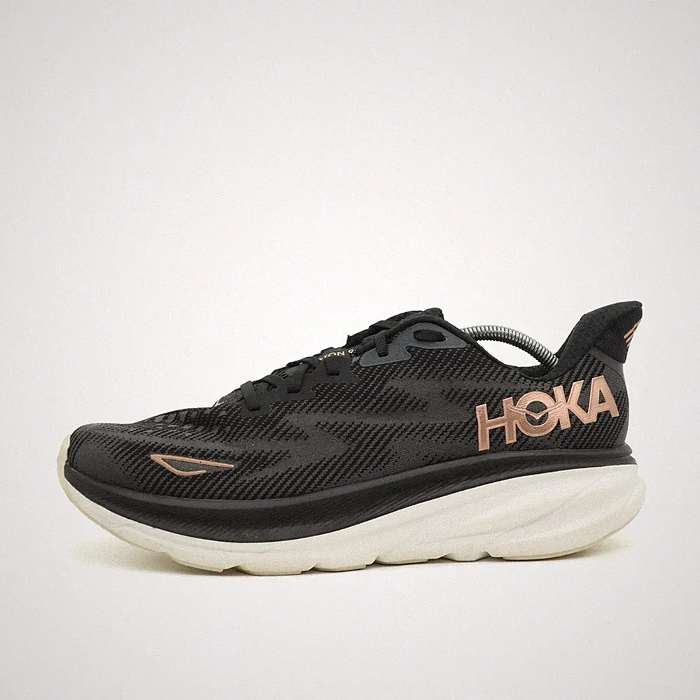 Hoka One Damen Clifton 9 Sneaker Schwarz Gold Textil Low Laufschuhe EU 42 2/3