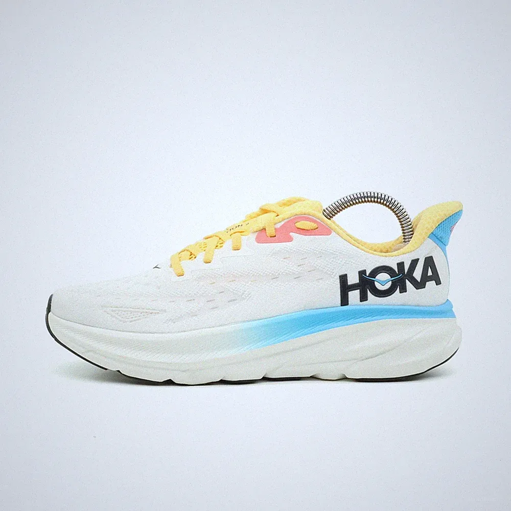 Hoka One Damen Clifton 9 Sportschuhe Weiß Gelb Blau Mesh Laufschuhe EU 41 1/3