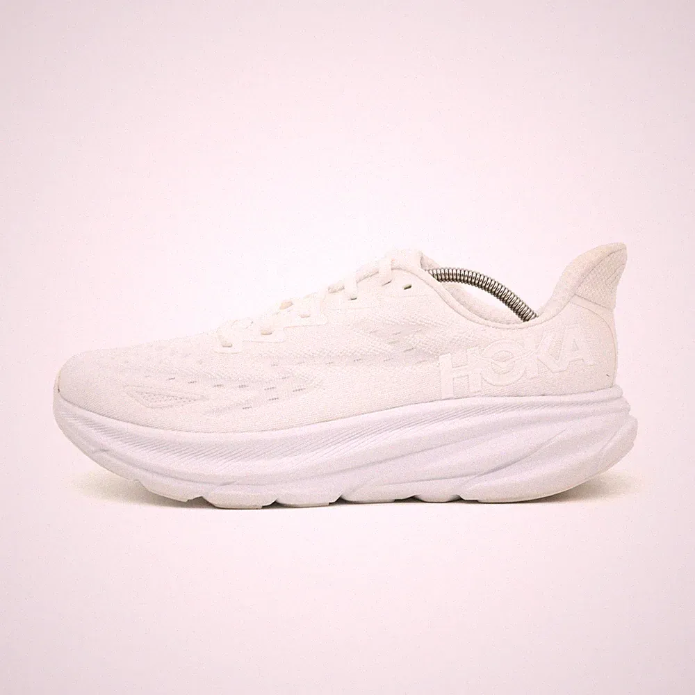 Hoka One Damen Clifton 9 Wide Sportschuh EU 42 Weiß 1132211 WWH Mesh