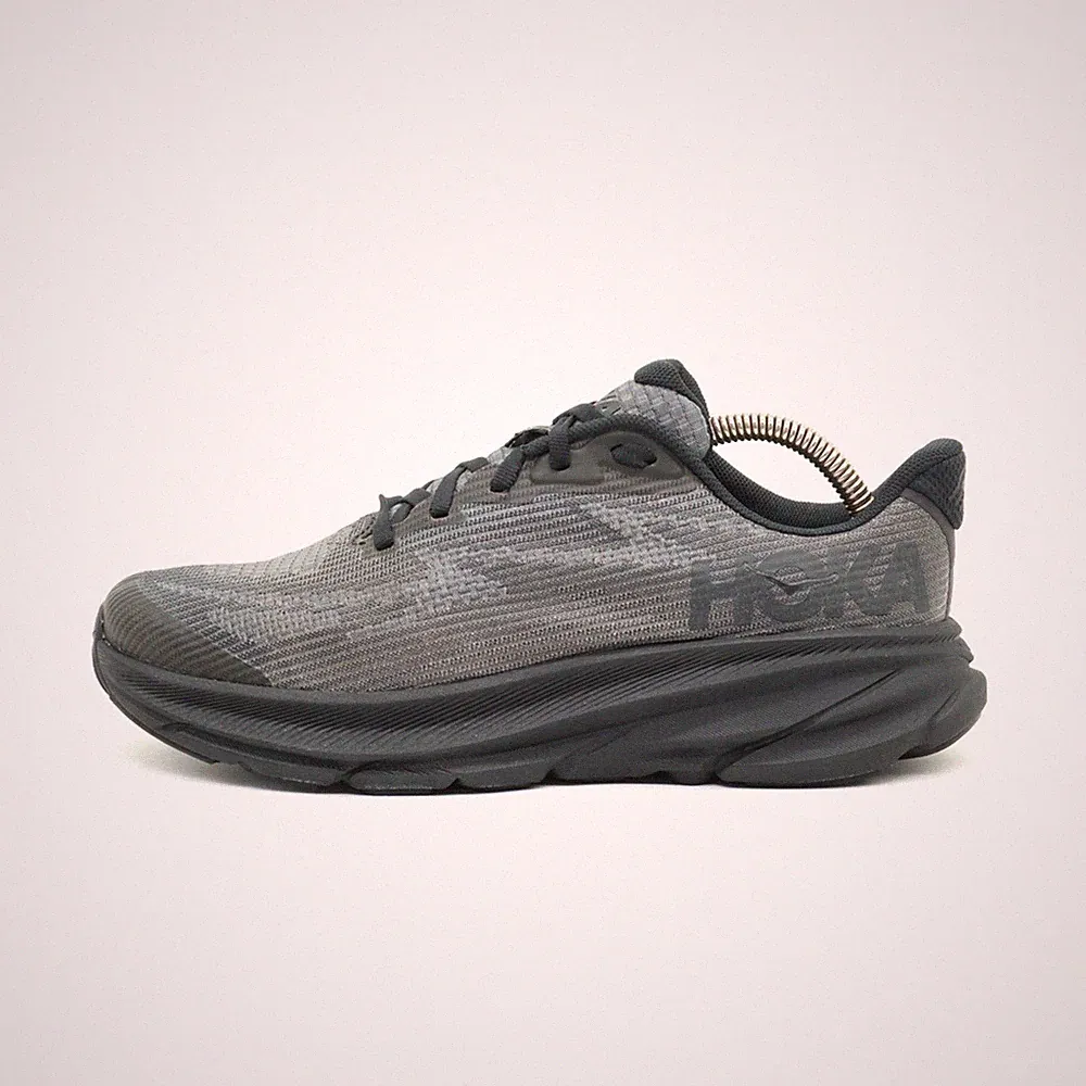 Hoka One Damen Clifton 9 Youth Schuhe Schwarz Textil Low-Top Laufschuh EU 39,5