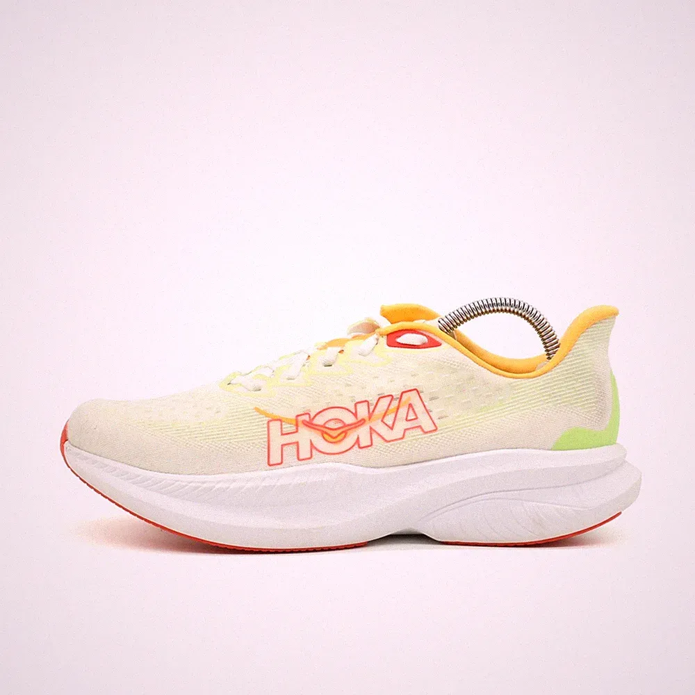 Hoka One Damen Mach 6 Sportschuhe Weiß Gelb Carbon-Neutral Laufschuh EU 43⅓