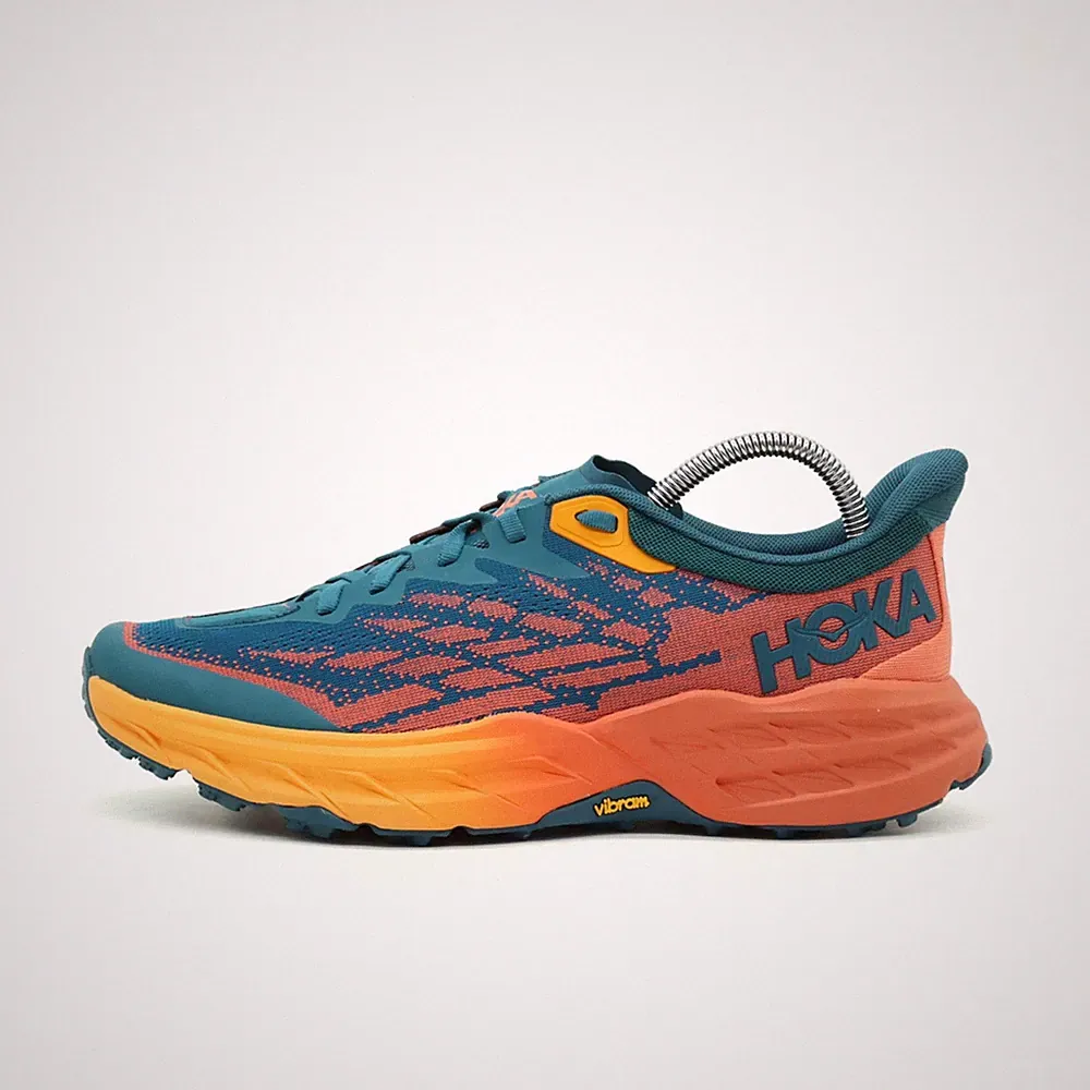 Hoka One Damen Speedgoat 5 Sportschuh EU 43 1/3 Orange/Türkis Atmungsaktiv